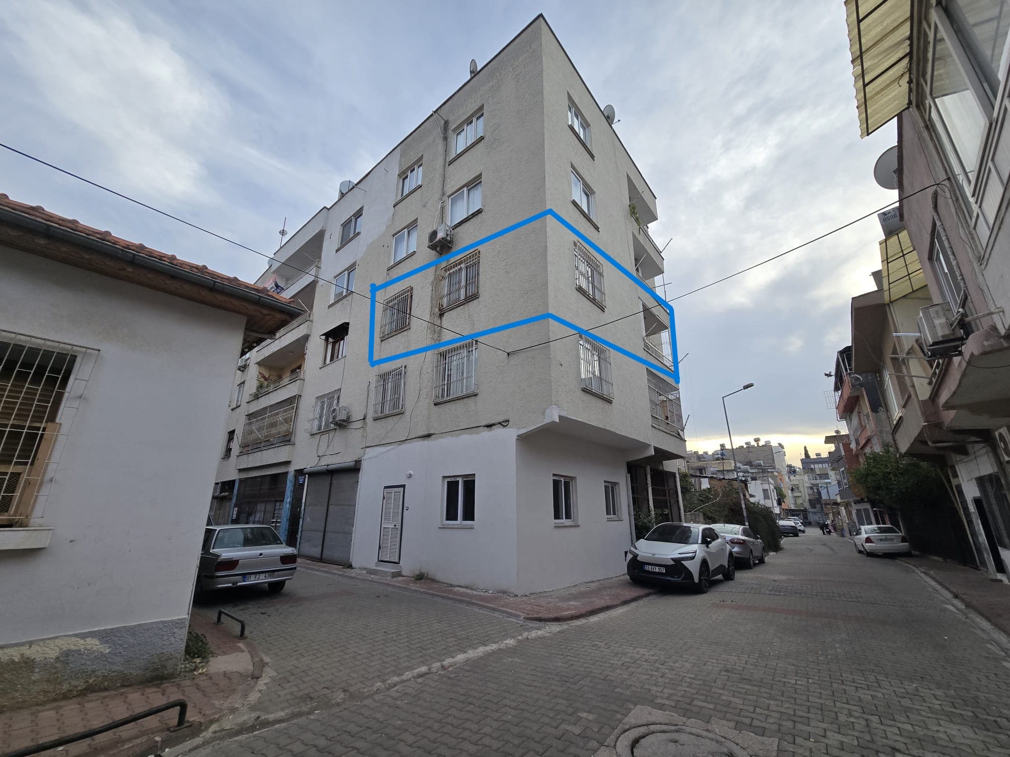TURYAP SİSTEM'den Akdeniz Mahmudiye'de SATILIK MASRAFSIZ 3+1