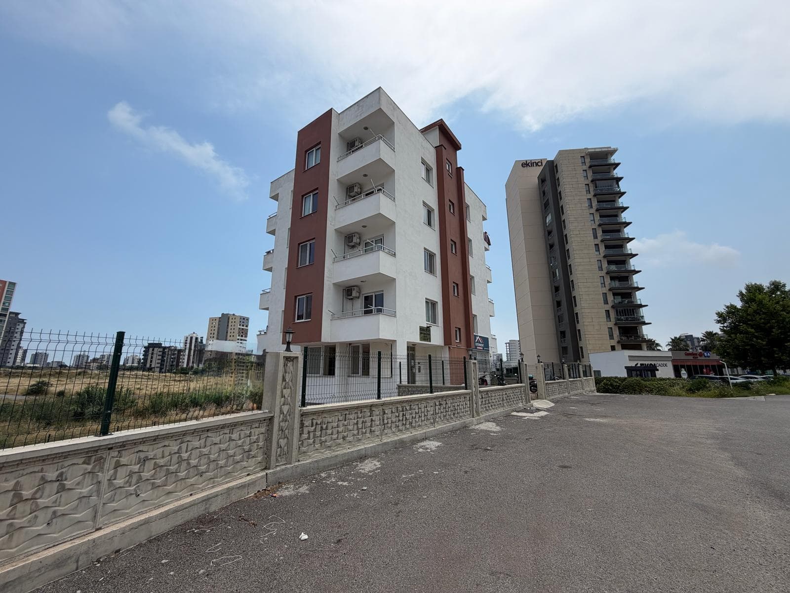 TURYAP SİSTEM'DEN 34.CADDE KANAL PLUS SİTESİ EŞYALI KİRALIK 1+1