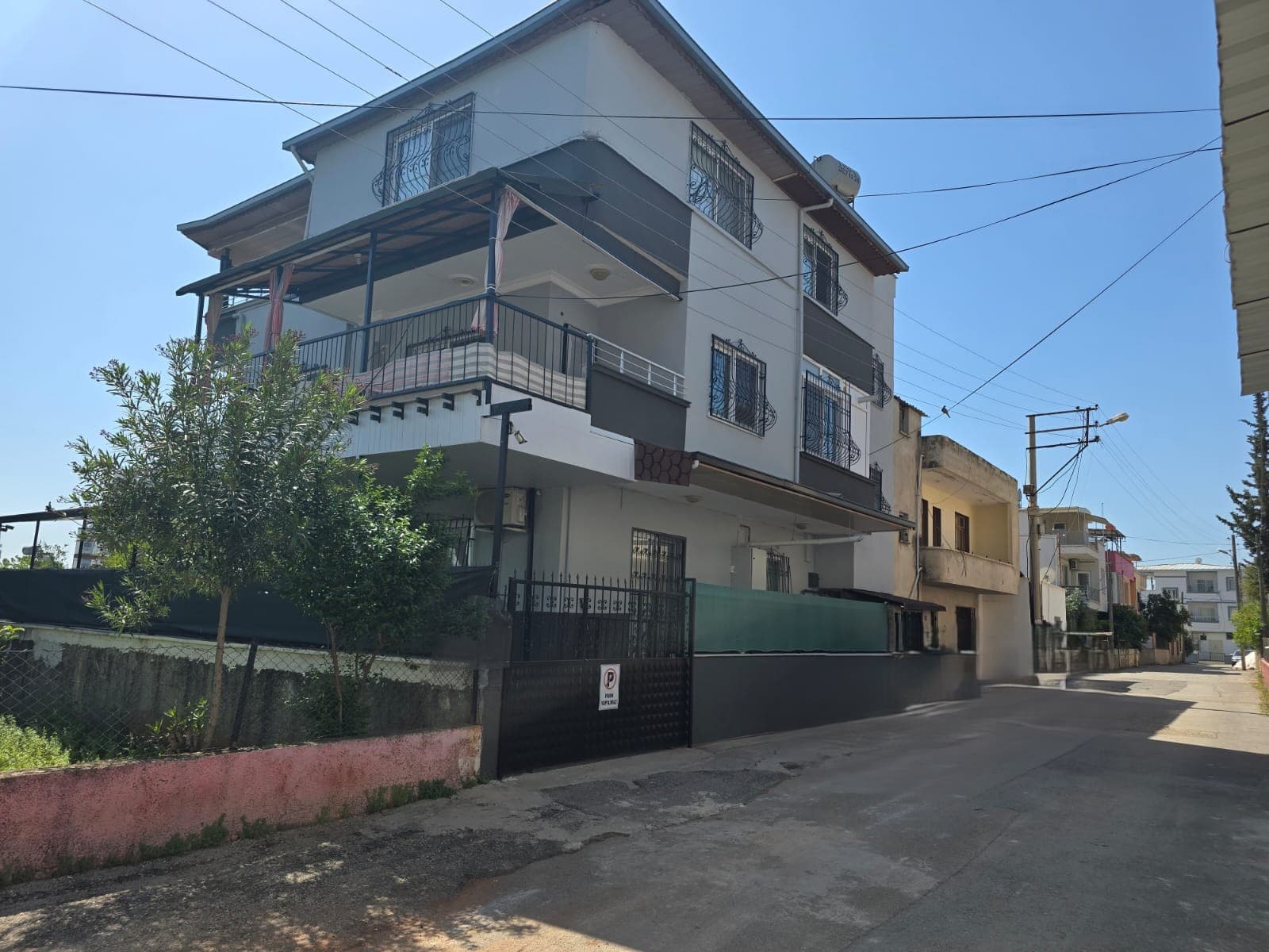 TURYAP SİSTEM' den Fuat Morel'de SATILIK 3 katlı komple bina