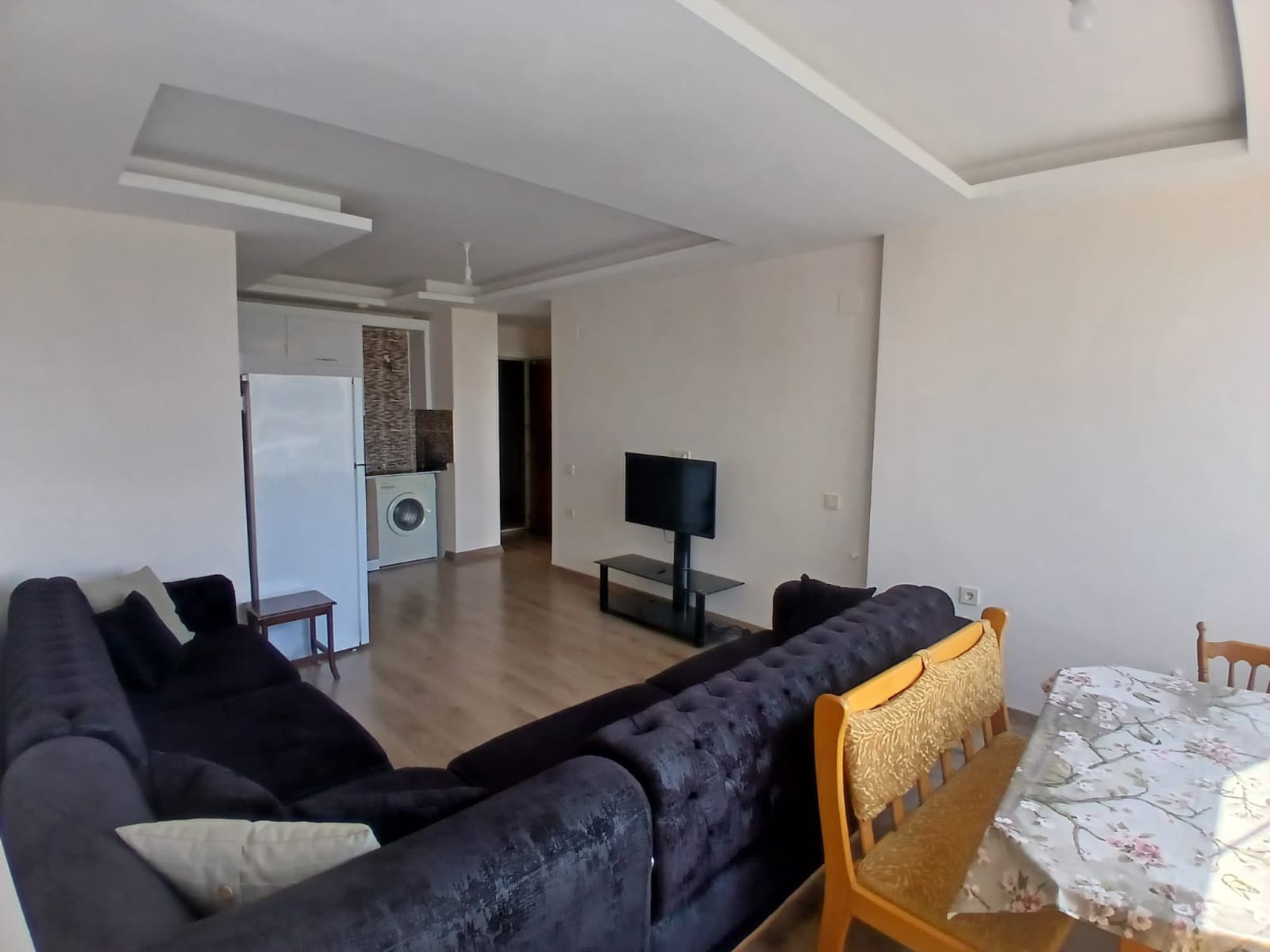 TURYAP SİSTEM'DEN BATIKENT^TE GÖZDE SİTESİ GENİŞ FERAH 1+1 70M